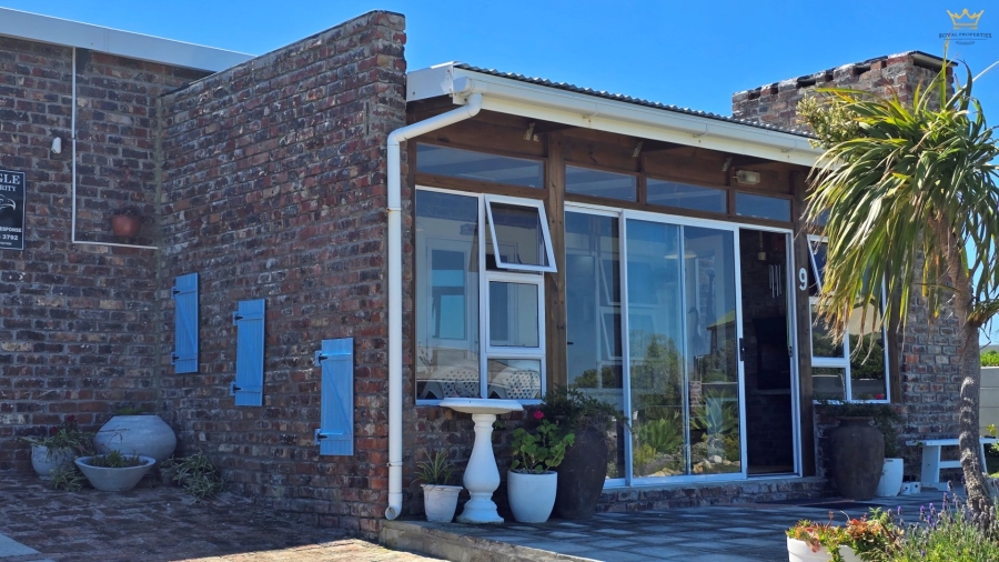 2 Bedroom Property for Sale in Pearly Beach Western Cape